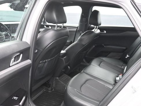 Used 2024 Kia K5 GT-Line image 11