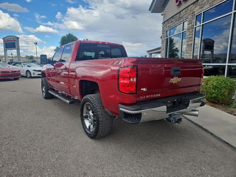 Used 2019 Chevrolet Silverado 2500 LT w/ LT Convenience Package image 3
