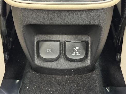 Used 2021 Genesis GV80 2.5T w/ Advanced Package 03 image 38