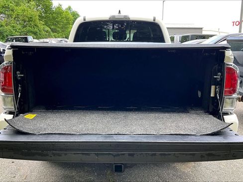 Certified 2021 Toyota Tacoma TRD Sport AWD/4WD image 30