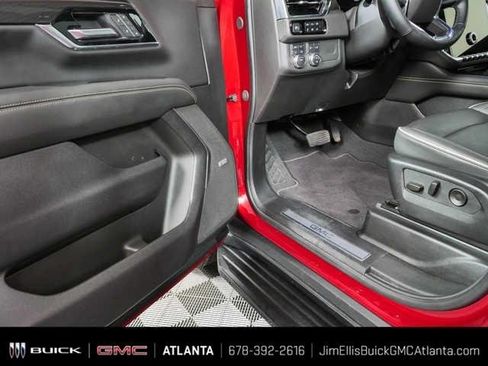 Certified 2025 GMC Yukon Elevation AWD/4WD image 8