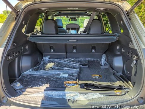 Certified 2026 Subaru Forester Wilderness AWD/4WD image 29