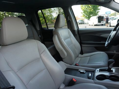 Used 2017 Honda Ridgeline RTL-T image 20