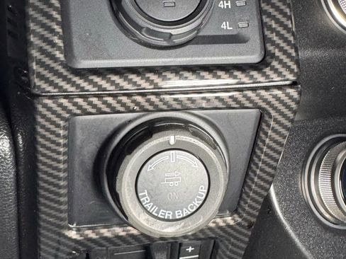 Used 2020 Ford F150 Raptor w/ Equipment Group 802A Luxury image 35