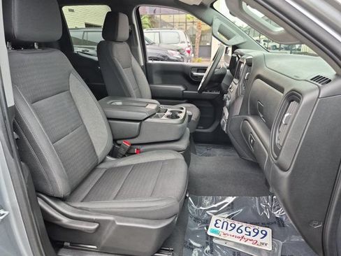 Used 2023 Chevrolet Silverado 1500 Custom AWD/4WD image 33