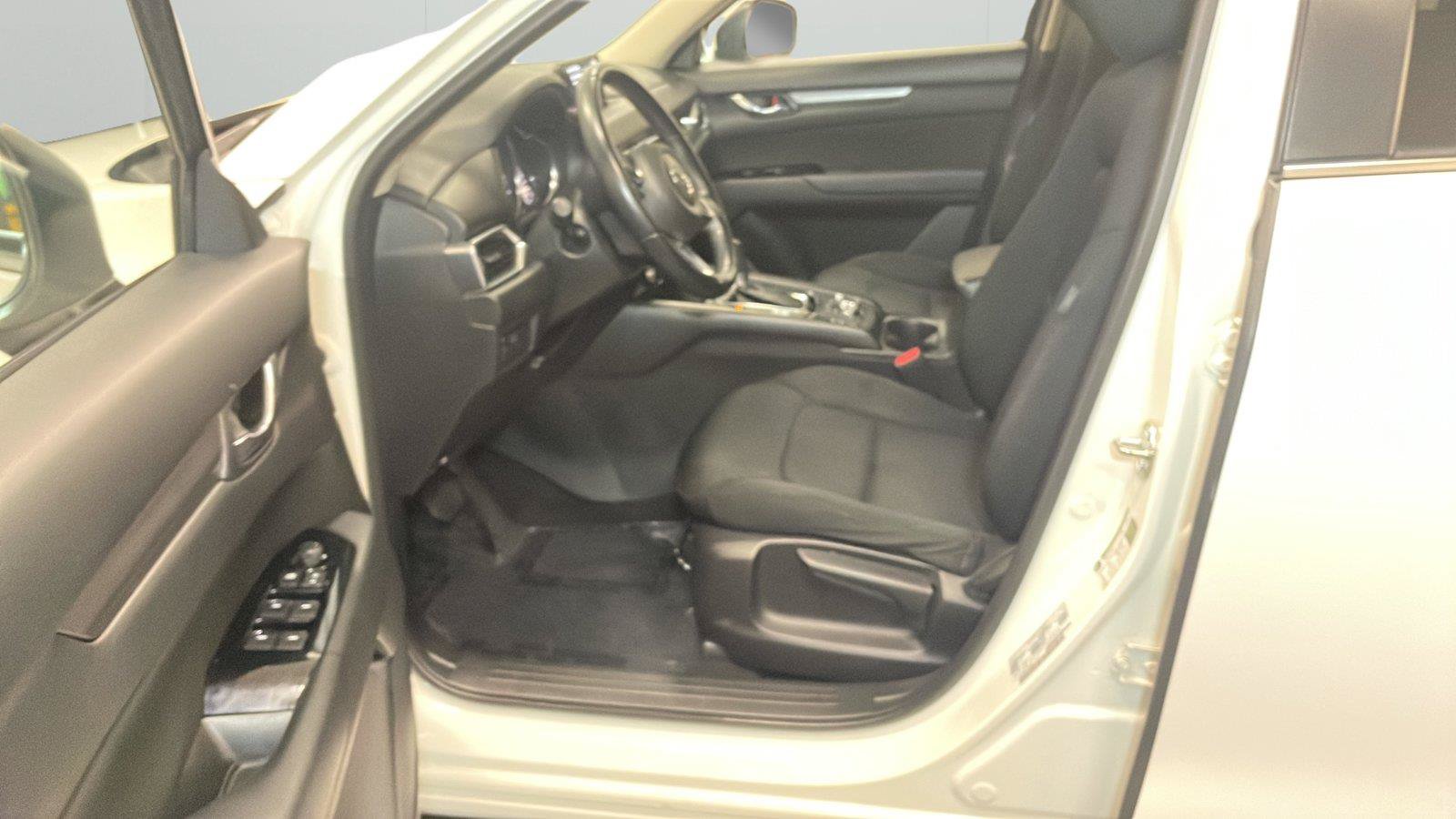 Used 2018 MAZDA CX-5 Sport FWD image 23