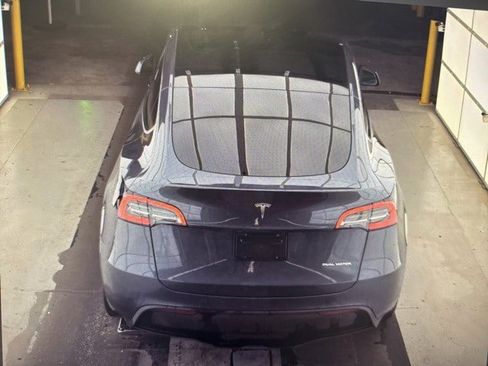 Used 2023 Tesla Model Y Long Range image 5