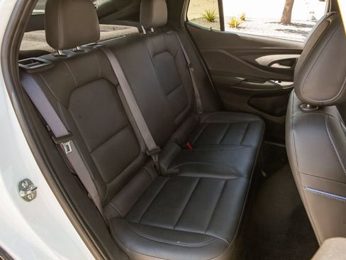 Used 2024 Buick Envista Sport Touring w/ Experience Buick Package FWD image 12