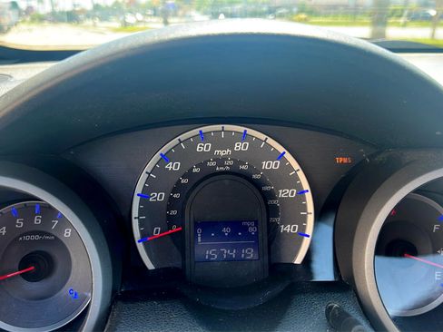 Used 2010 Honda Fit image 18