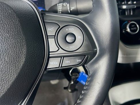 Used 2021 Toyota Corolla SE FWD image 18