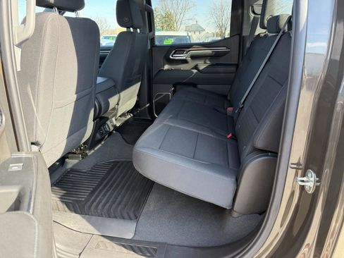 Used 2023 Chevrolet Silverado 1500 LT image 23