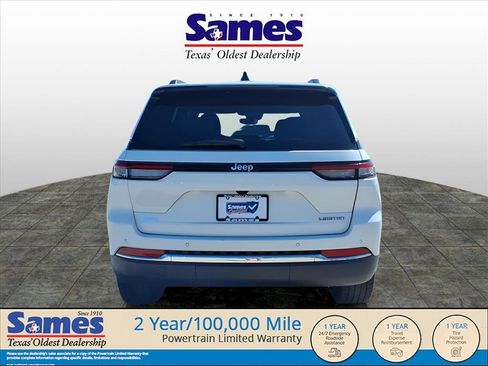 Used 2023 Jeep Grand Cherokee Limited image 8