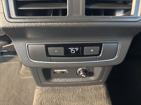 Used 2024 Audi Q5 2.0T Premium Plus image 18