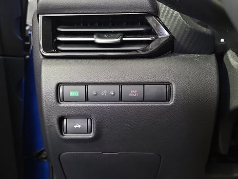 Used 2020 Nissan Sentra SV FWD image 24