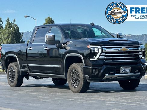 Used 2024 Chevrolet Silverado 2500 High Country w/ High Country Premium Package AWD/4WD image 1