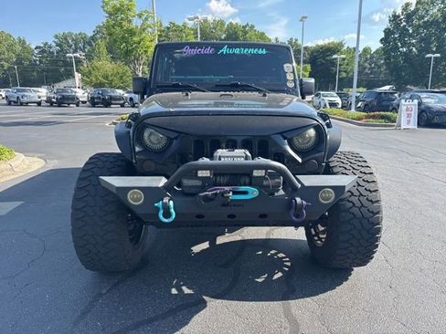 Used 2017 Jeep Wrangler Unlimited Sport w/ Quick Order Package 24S AWD/4WD image 4