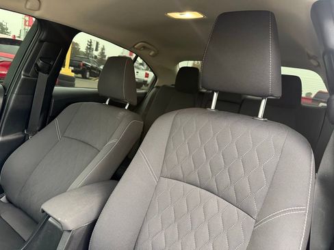 Used 2023 Toyota Corolla LE image 16