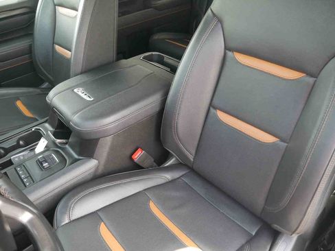 Used 2025 GMC Sierra 3500 AT4 w/ AT4 Premium Plus Package AWD/4WD image 38