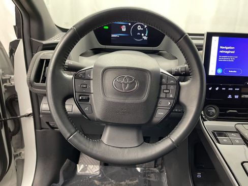 Used 2023 Toyota bZ4X XLE image 6