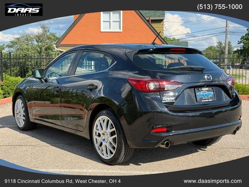 Used 2018 MAZDA MAZDA3 Touring FWD image 7