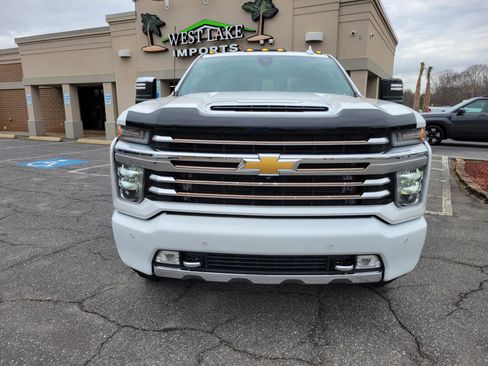 Used 2020 Chevrolet Silverado 3500 High Country image 4
