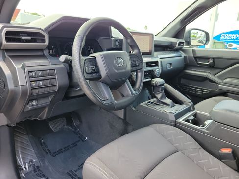Used 2025 Toyota Tacoma SR5 RWD image 9