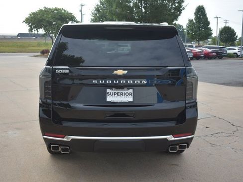New 2026 Chevrolet Suburban High Country AWD/4WD image 6