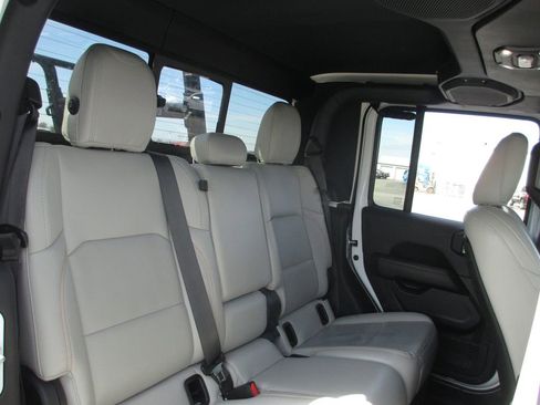 Used 2022 Jeep Gladiator Mojave w/ LED Lighting Group image 22