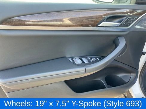 Used 2023 BMW X3 xDrive30i AWD/4WD image 18