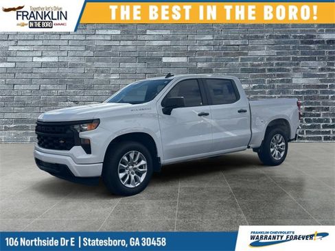 Used 2024 Chevrolet Silverado 1500 Custom image 1
