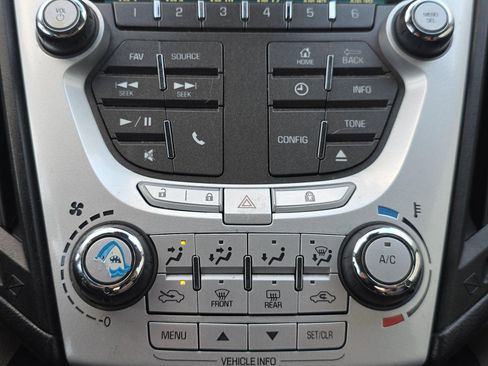 Used 2014 Chevrolet Equinox LT w/ Driver Convenience Package FWD image 31