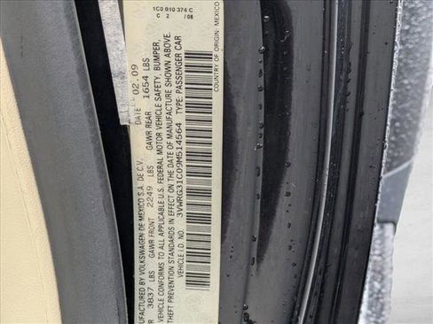 Used 2009 Volkswagen Beetle S image 15