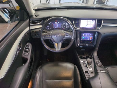 Used 2019 INFINITI QX50 Essential w/ Proassist Package image 17