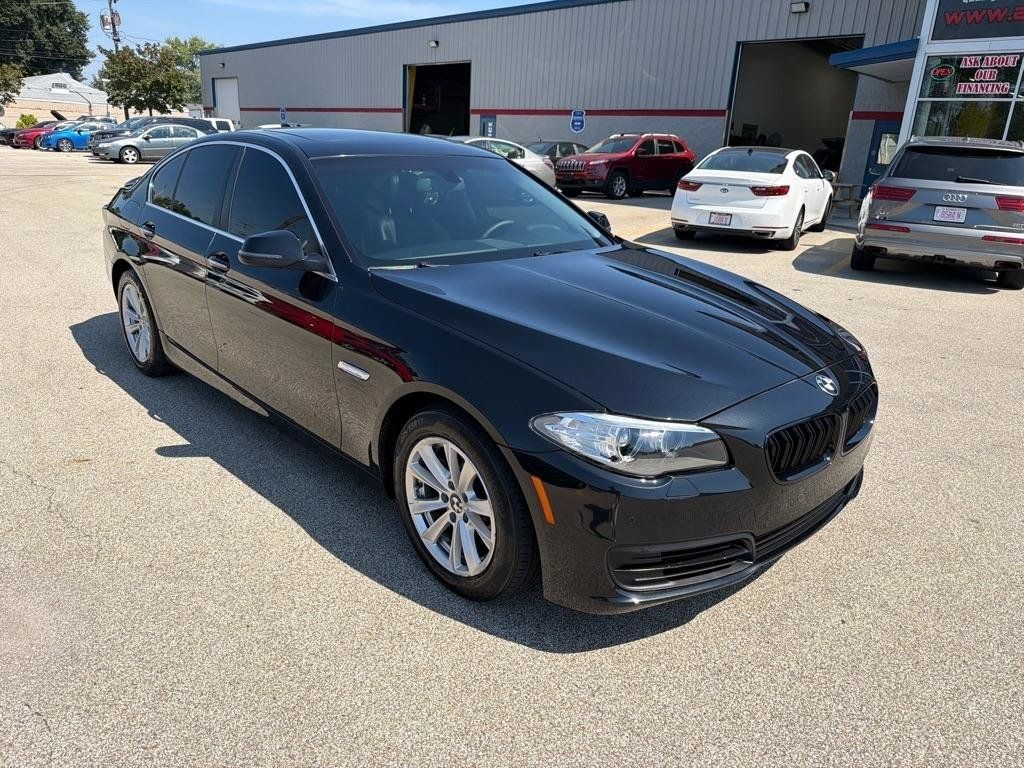 Used 2014 BMW 528i xDrive Sedan AWD/4WD image 2