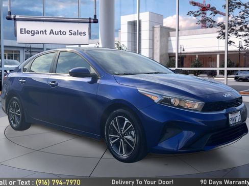 Used 2024 Kia Forte LXS FWD image 3