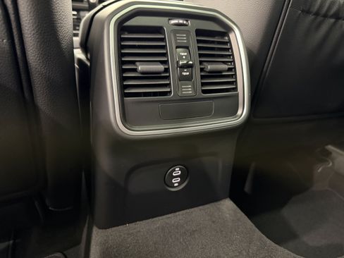New 2026 Porsche Macan AWD/4WD image 21