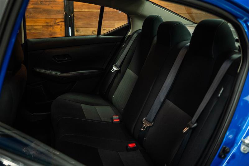 Used 2025 Nissan Sentra SV FWD image 11