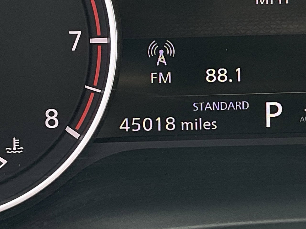 Used 2025 Nissan Rogue SV FWD image 38