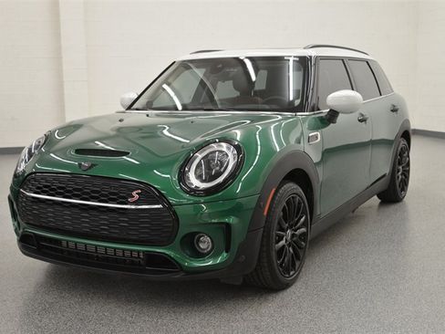 Used 2023 MINI Cooper Clubman S FWD image 2