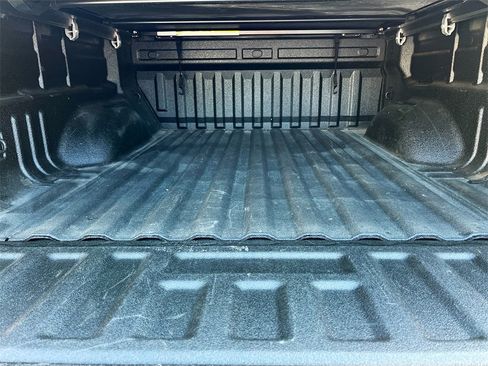 Used 2021 Chevrolet Colorado W/T w/ Custom Special Edition image 23