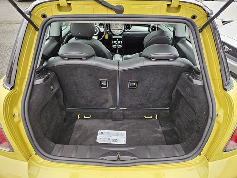 Used 2010 MINI Cooper Hardtop image 12