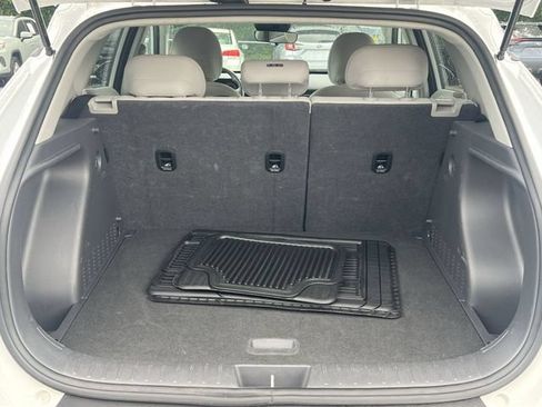 Certified 2025 Hyundai Kona SEL AWD/4WD image 30