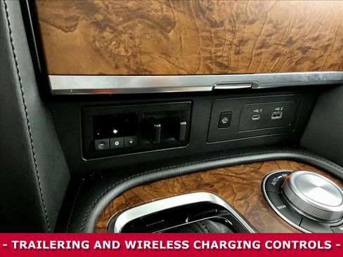 Certified 2024 Nissan Armada SL w/ Captain's Chairs Package AWD/4WD image 16
