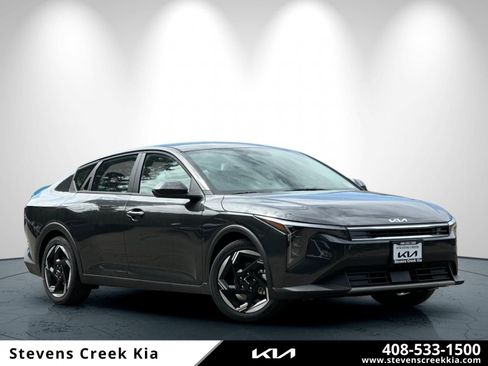 New 2026 Kia K4 GT-Line Turbo FWD image 1