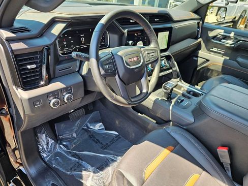 Used 2025 GMC Sierra 1500 AT4 w/ AT4 Preferred Package AWD/4WD image 20