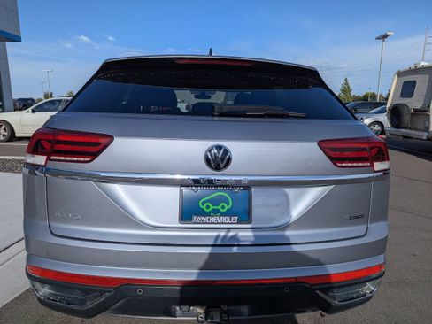 Used 2023 Volkswagen Atlas Cross Sport SE AWD/4WD image 30