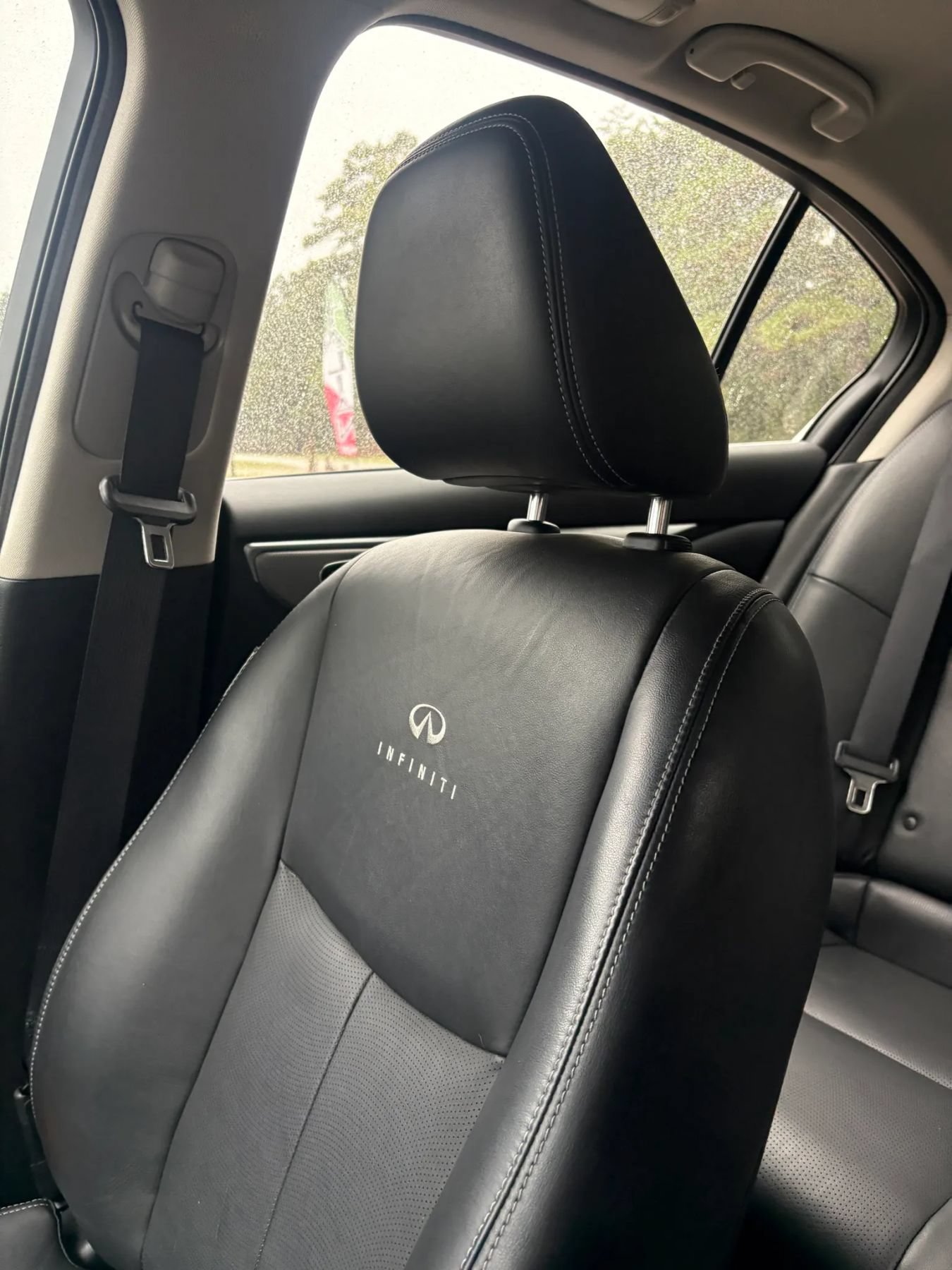 Used 2014 INFINITI Q50 Premium w/ Navigation Package AWD/4WD image 23