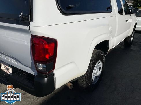Used 2023 Toyota Tacoma SR AWD/4WD image 76