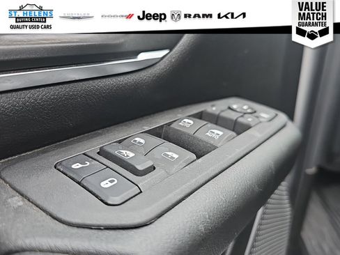 Used 2025 RAM 1500 Big Horn AWD/4WD image 21
