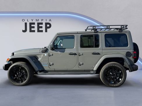 Used 2022 Jeep Wrangler Unlimited Sahara 4xe image 2